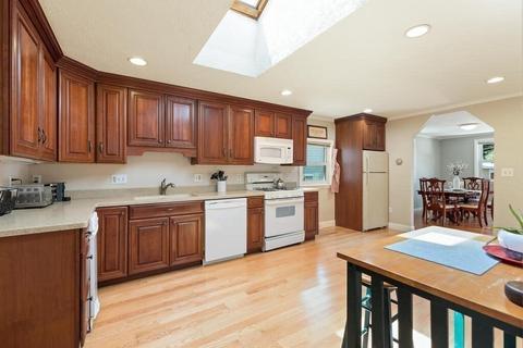 1906 Central St, Stoughton, MA 02072 photo 10