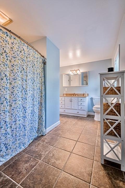 285 Dexter St, Fall River, MA 02720 photo 8