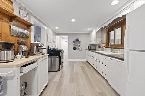 5 Worcester Rd, Townsend, MA 01469 photo 4