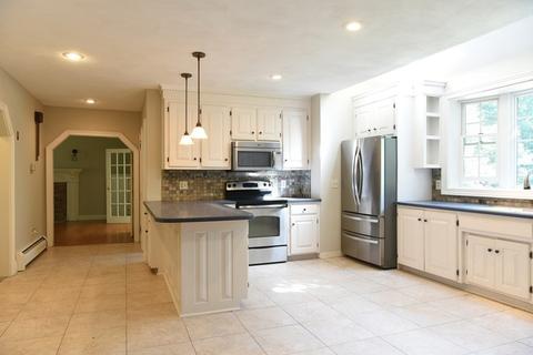 49 Swallow Ln, Dunstable, MA 01827 photo 8