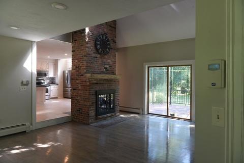 49 Swallow Ln, Dunstable, MA 01827 photo 11