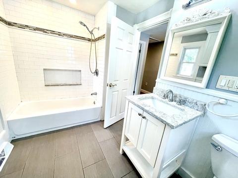 46 Guild St, Lowell, MA 01852 photo 9