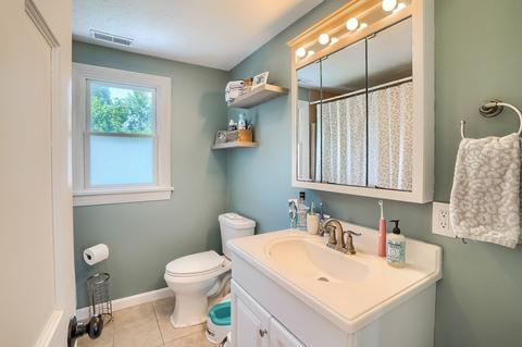 3 Harborview Rd, Hull, MA 02045 photo 11