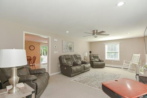 186 Forest St, Raynham, MA 02767 photo 14