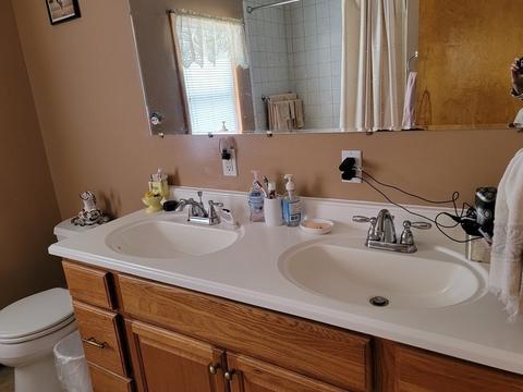28 Pulaski St, Ware, MA 01082 photo 15