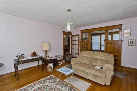 751 Saint James Ave, Springfield, MA 01104 photo 16