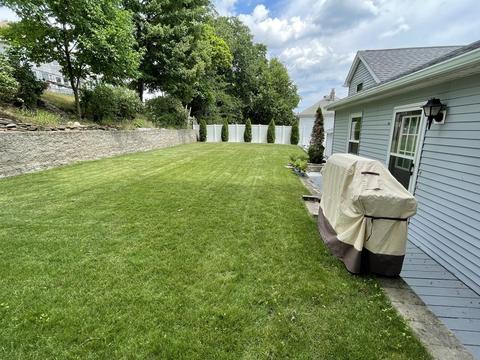 74 Grattan St, Chicopee, MA 01020 photo 5
