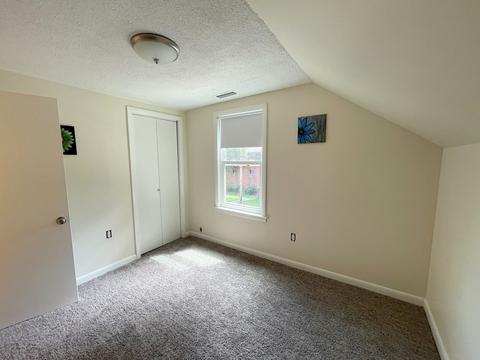 74 Grattan St, Chicopee, MA 01020 photo 14