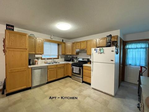 74 Grattan St, Chicopee, MA 01020 photo 20