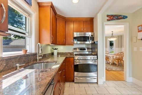 27 Haskell St, Gloucester, MA 01930 photo 19