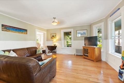 27 Haskell St, Gloucester, MA 01930 photo 11