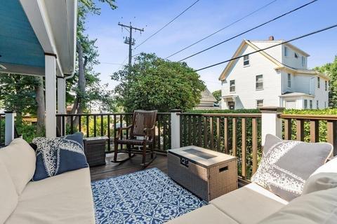 27 Haskell St, Gloucester, MA 01930 photo 5