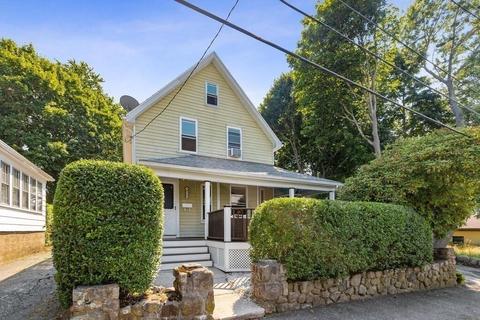 27 Haskell St, Gloucester, MA 01930 photo 4