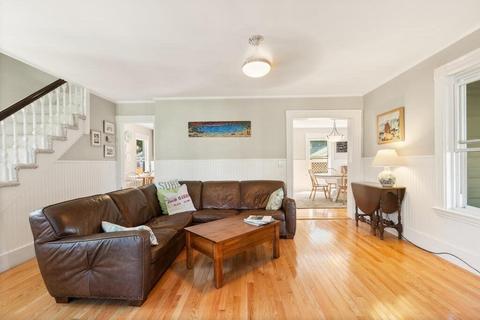 27 Haskell St, Gloucester, MA 01930 photo 12