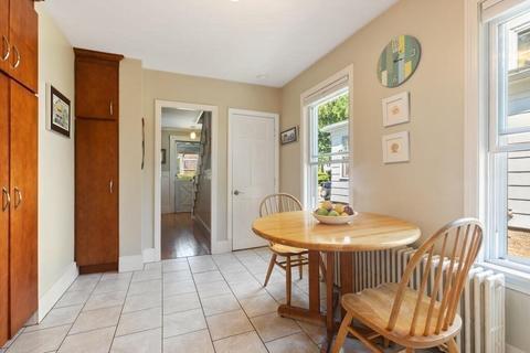 27 Haskell St, Gloucester, MA 01930 photo 16