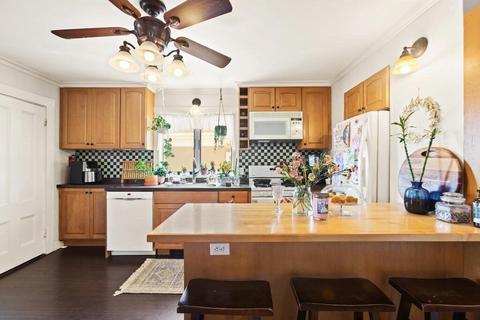 27 Harrison Ave #2, Gloucester, MA 01930 photo 10