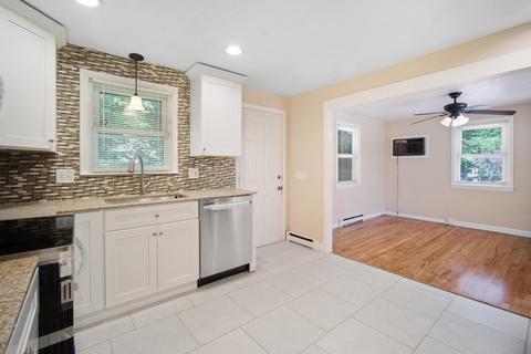 3 Barnstable Rd, Worcester, MA 01605 photo 9
