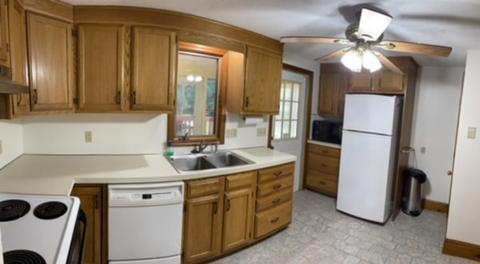 44 Continental St, Springfield, MA 01108 photo 4