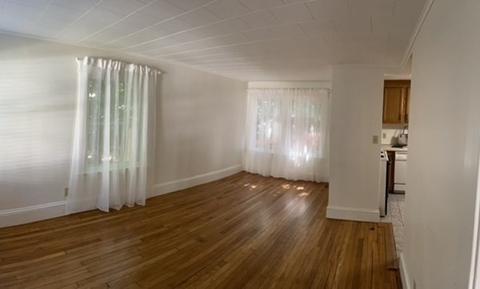 44 Continental St, Springfield, MA 01108 photo 3