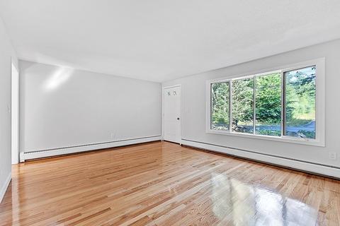 33 Holt Rd, Ashburnham, MA 01430 photo 7