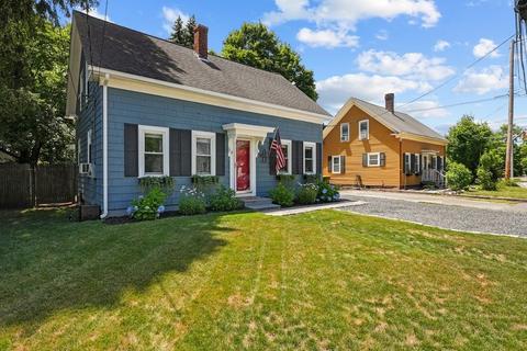 5 Maple, Bellingham, MA 02019 photo 2