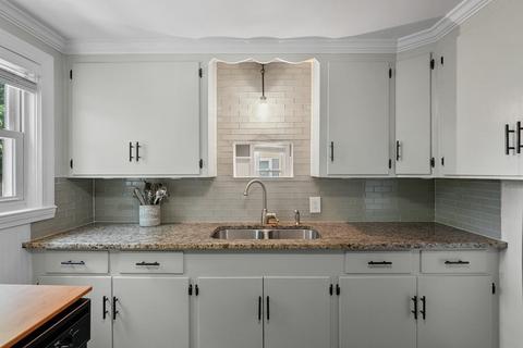 5 Maple, Bellingham, MA 02019 photo 3