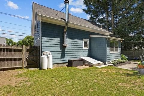5 Maple, Bellingham, MA 02019 photo 18