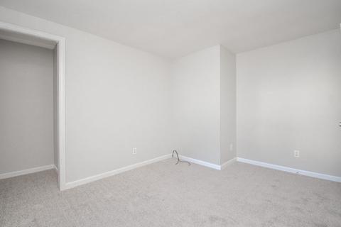 129 Temby St, Springfield, MA 01119 photo 12