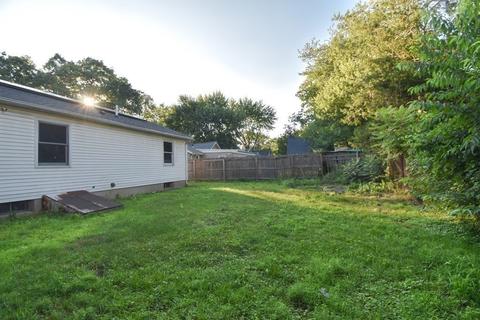 129 Temby St, Springfield, MA 01119 photo 28