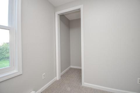 129 Temby St, Springfield, MA 01119 photo 13