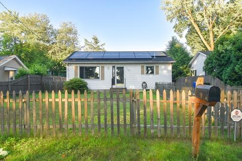 129 Temby St, Springfield, MA 01119 photo 1