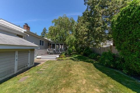 51 Pickwick Rd, Marblehead, MA 01945 photo 29