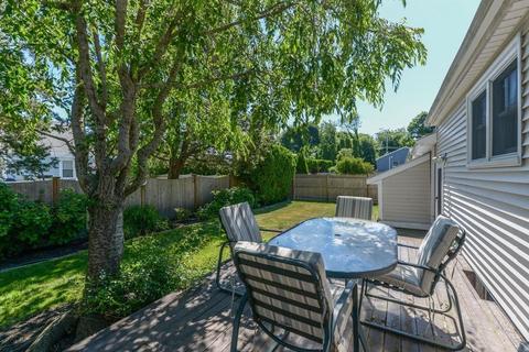 51 Pickwick Rd, Marblehead, MA 01945 photo 26