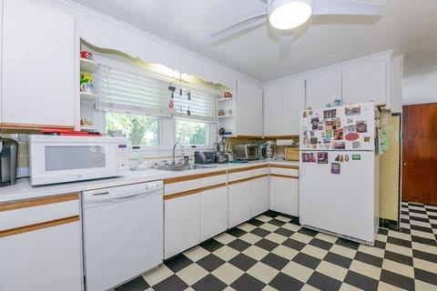 51 Pickwick Rd, Marblehead, MA 01945 photo 20