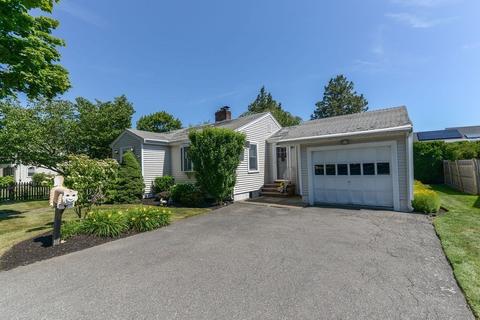 51 Pickwick Rd, Marblehead, MA 01945 photo 31