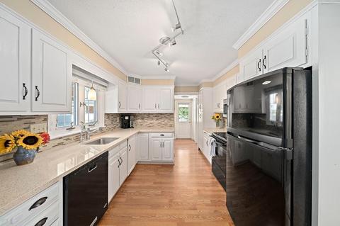 58 Arlington Rd, Dedham, MA 02026 photo 6