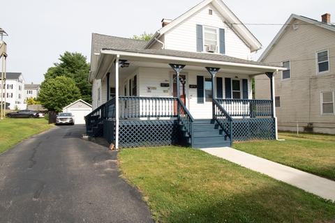 9 Spring St, Webster, MA 01570 photo 3
