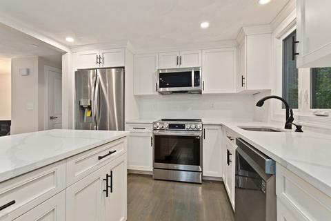 1498 Main St, Reading, MA 01867 photo 3