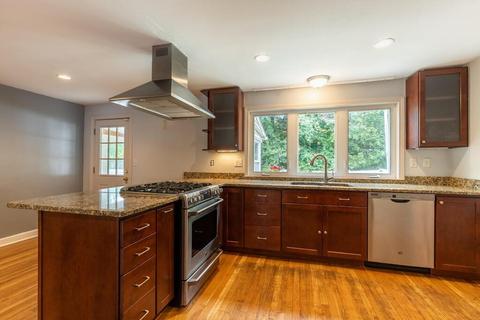 70 Forest St, Worcester, MA 01609 photo 15