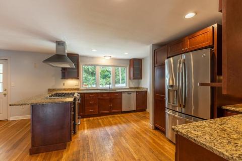 70 Forest St, Worcester, MA 01609 photo 16