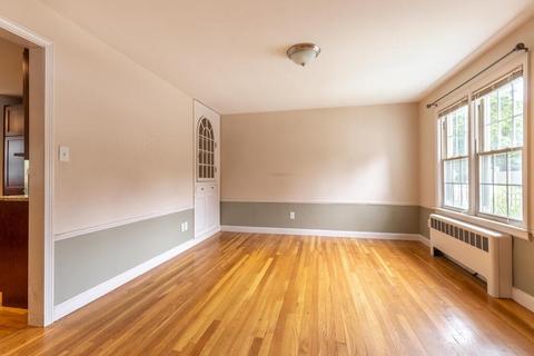 70 Forest St, Worcester, MA 01609 photo 7