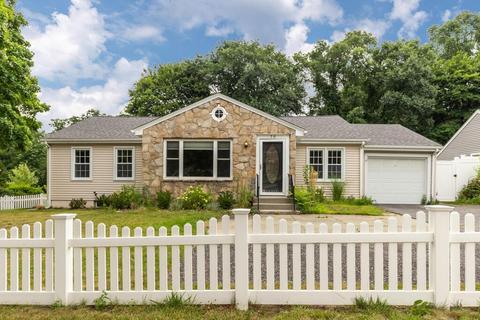 70 Forest St, Worcester, MA 01609 photo 1