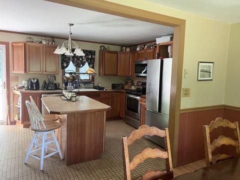 3 Howe Rd, Spencer, MA 01562 photo 8