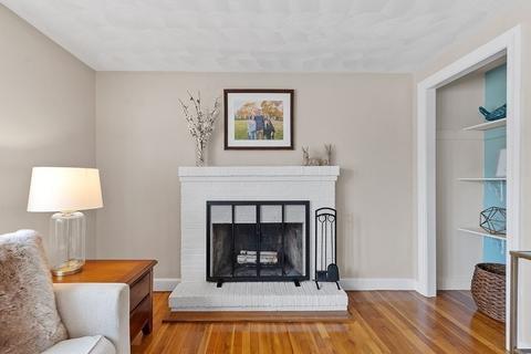 22 Parkview Rd, Everett, MA 02149 photo 2