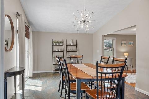 22 Parkview Rd, Everett, MA 02149 photo 14
