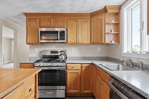 22 Parkview Rd, Everett, MA 02149 photo 12