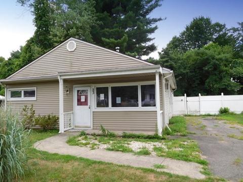 23 Vincent St, Springfield, MA 01129 photo 3