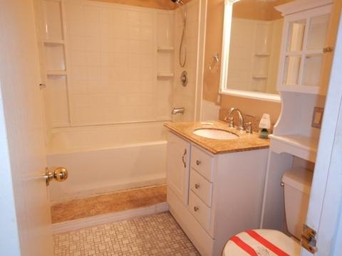 23 Vincent St, Springfield, MA 01129 photo 18
