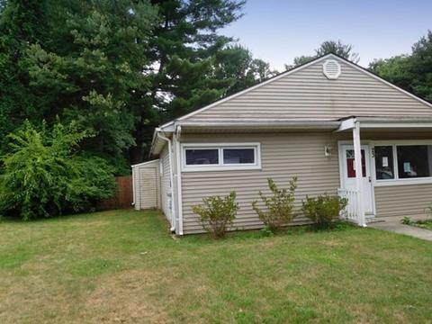 23 Vincent St, Springfield, MA 01129 photo 2