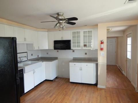 23 Vincent St, Springfield, MA 01129 photo 7